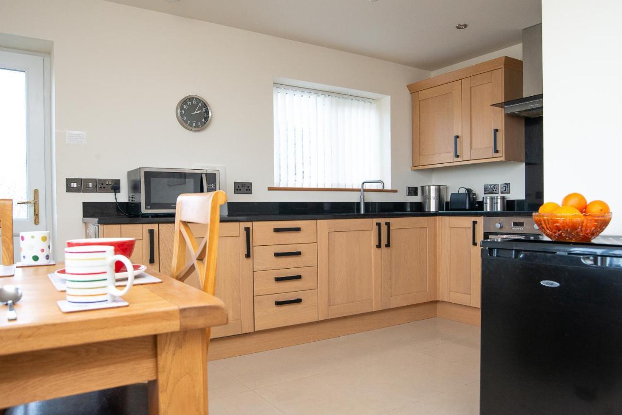 Finest Retreats - Sea Views Cottage Prestatyn Εξωτερικό φωτογραφία