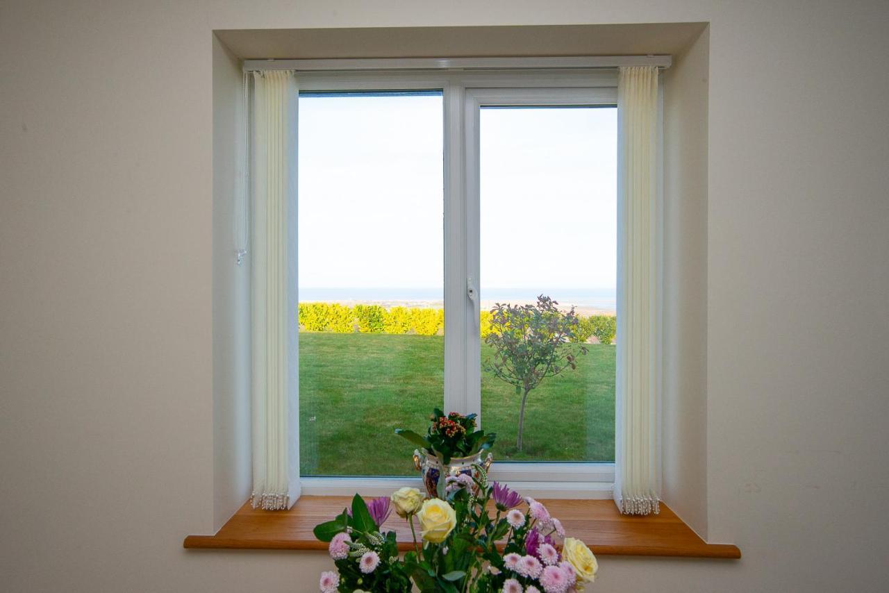 Finest Retreats - Sea Views Cottage Prestatyn Εξωτερικό φωτογραφία